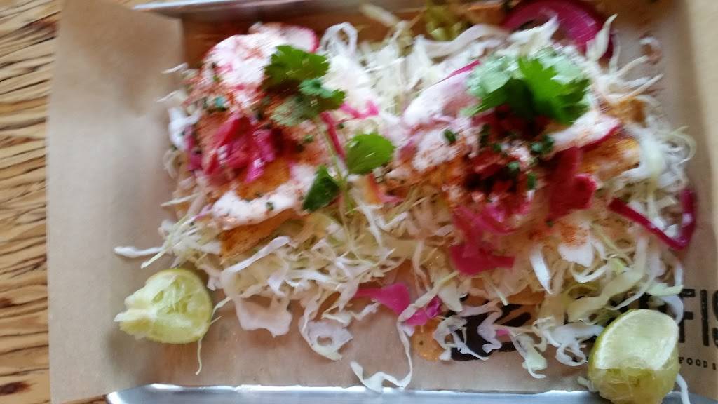 Slapfish | restaurant | 4249 Campus Dr, Irvine, CA 92612, USA | 9497481174 OR +1 949-748-1174