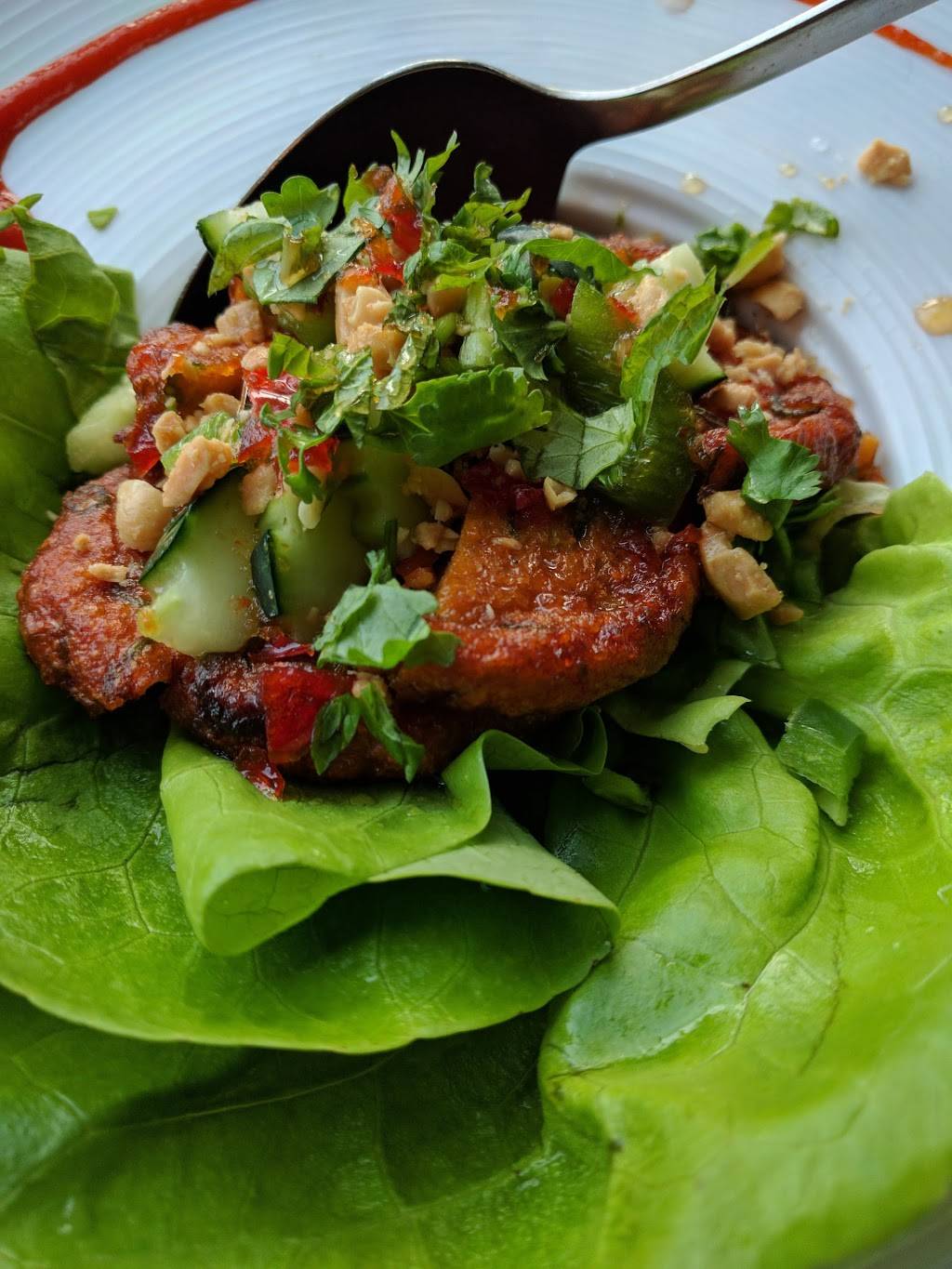 MANGO ON MAIN ( a.k.a.Mini Mango Thai Bistro) | restaurant | 1142 Main Street, (between Main st. and Pearl st.), Napa, CA 94559, USA | 7072538880 OR +1 707-253-8880