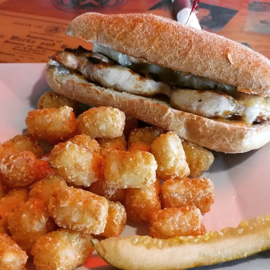 BROKEN OAR MARINA-BAR & GRILL | restaurant | 614 Rawson Bridge Rd, Port Barrington, IL 60010, USA | 8476399468 OR +1 847-639-9468