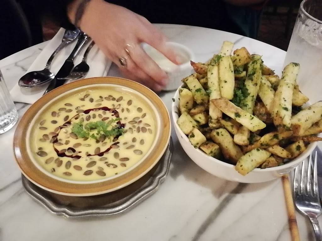 Belle Vie Food & Wine | restaurant | 11916 Wilshire Blvd, Los Angeles, CA 90025, USA | 4248327375 OR +1 424-832-7375