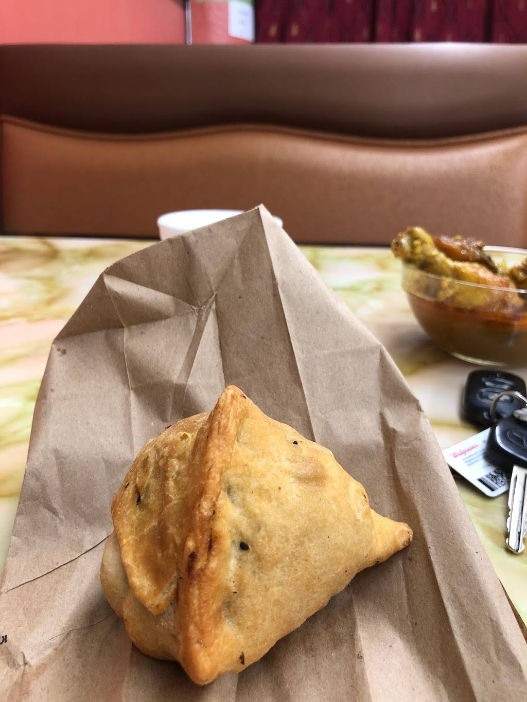 Apon Halal Tandoori | restaurant | 261 S Kenmore Ave Suite: B, Los Angeles, CA 90004, USA | 2135683676 OR +1 213-568-3676