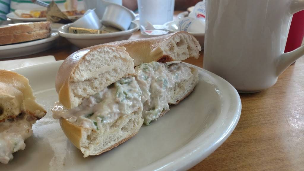 Irv & Karens Hot Pastrami Deli & Restaurant | restaurant | 2114 NJ-88, Brick, NJ 08724, USA | 7328996990 OR +1 732-899-6990