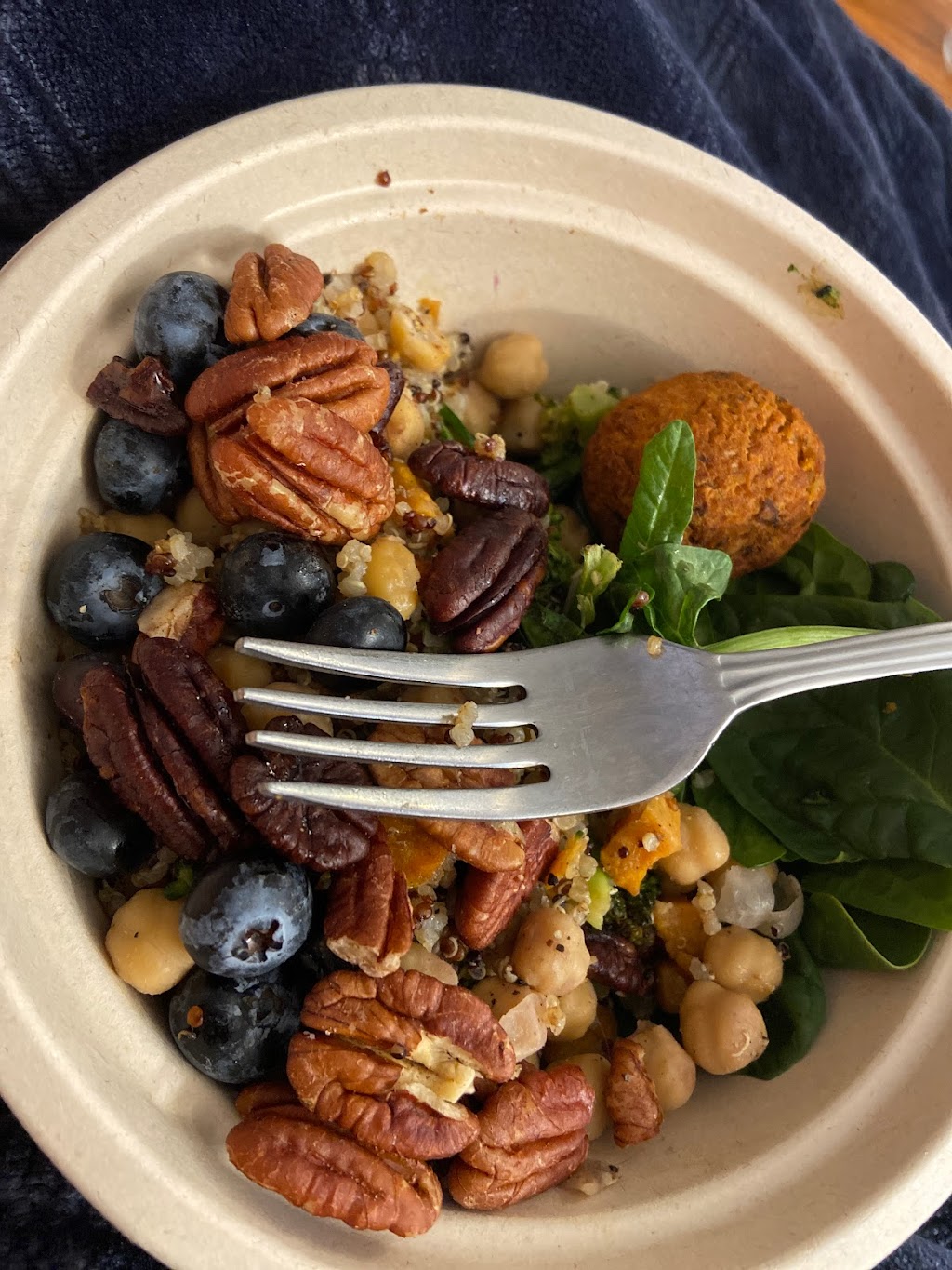 Clover Grains + Greens | restaurant | 420 State St, Madison, WI 53703, USA | 8663051115 OR +1 866-305-1115