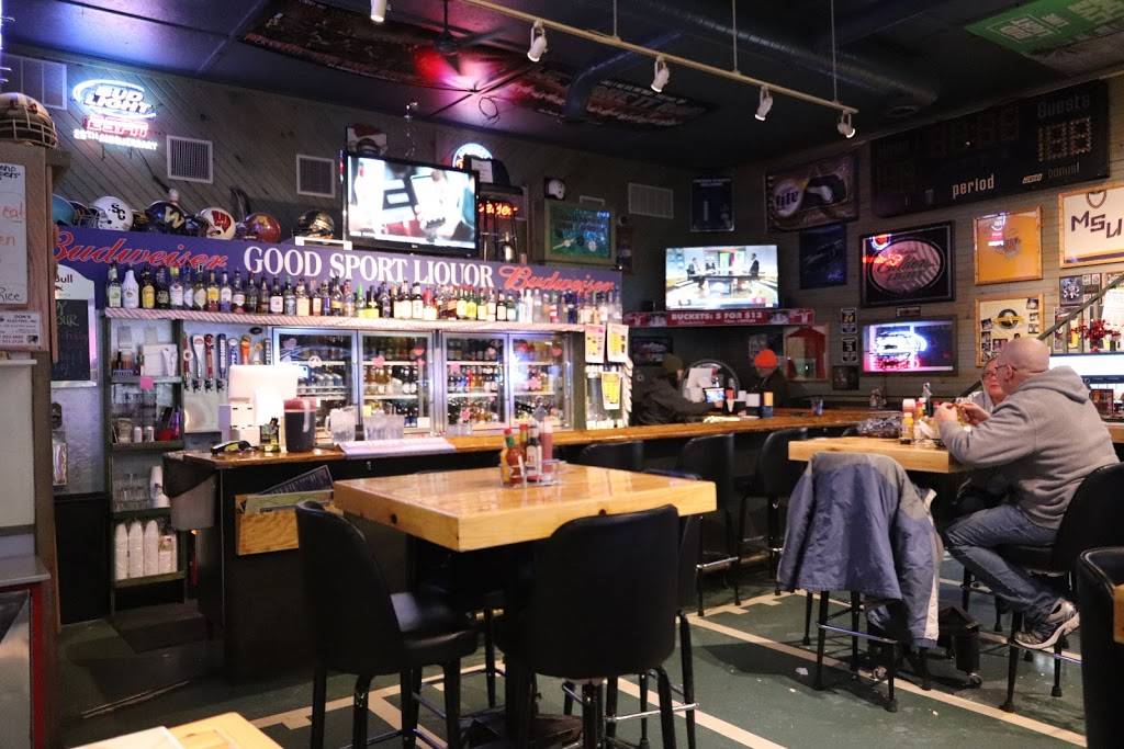 Good Sport Bar and Grill | restaurant | 149 E 6th St, St Charles, MN 55972, USA | 5079326963 OR +1 507-932-6963