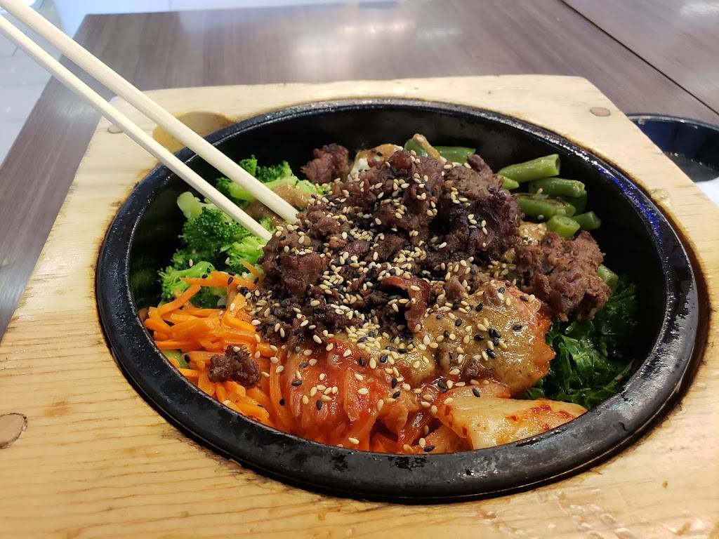 Westfield Fashion Square | shopping mall | 14006 Riverside Dr, Sherman Oaks, CA 91423, USA | 8187830550 OR +1 818-783-0550