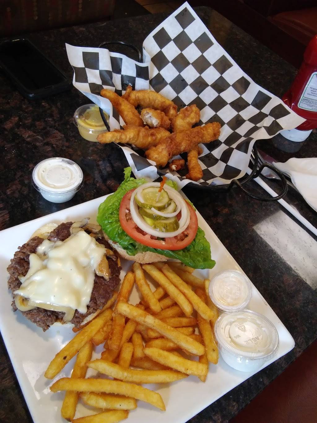 Village Cafe | restaurant | 68940 Main St, Richmond, MI 48062, USA | 5867273663 OR +1 586-727-3663