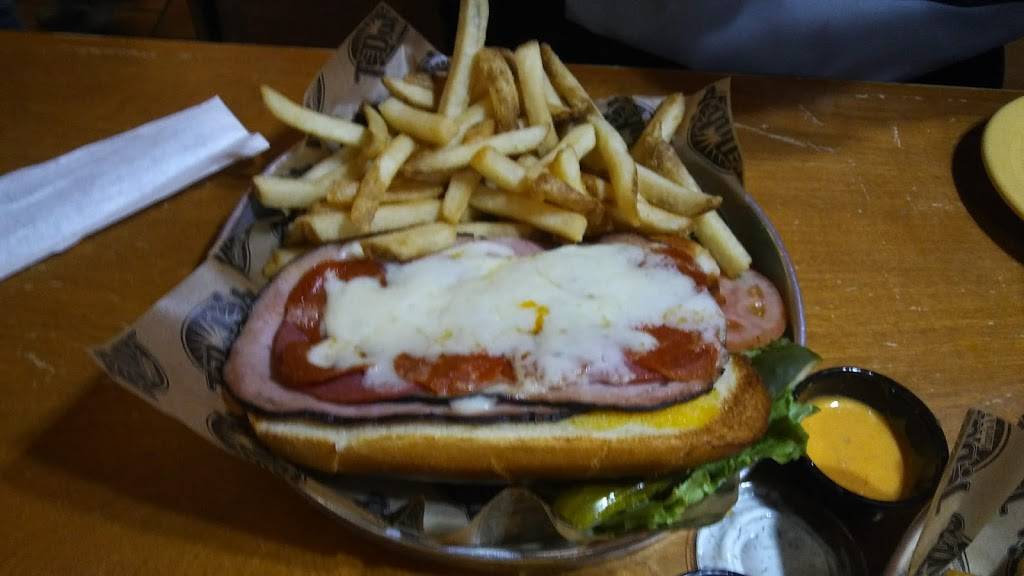 T.Dubs | restaurant | 565 S Main St, Frankenmuth, MI 48734, USA | 9896523809 OR +1 989-652-3809