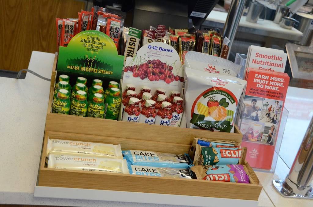 Smoothie King | restaurant | 2205 E Oakland Ave #3a, Bloomington, IL 61701, USA | 3096620865 OR +1 309-662-0865