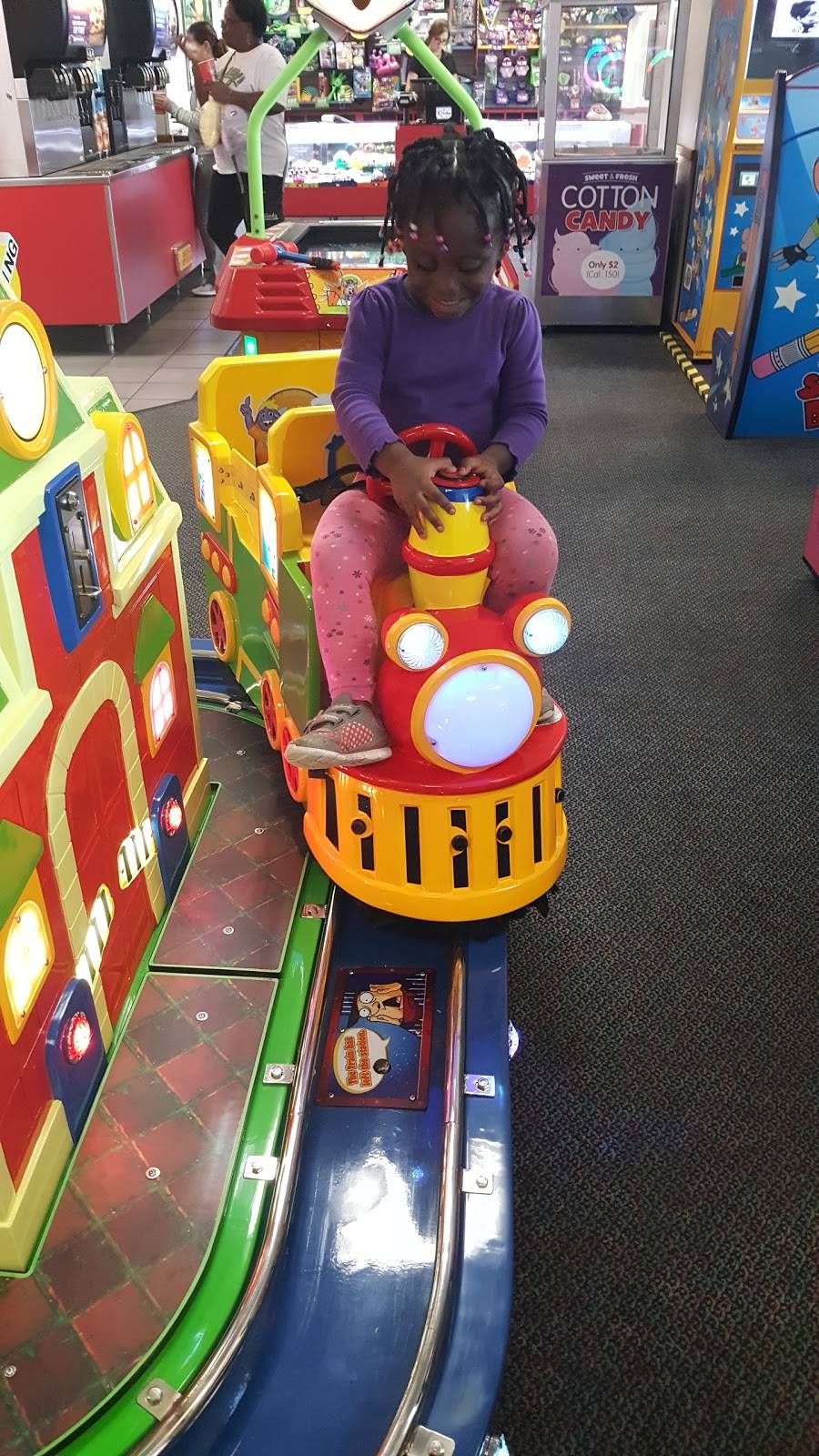 Chuck E. Cheese | restaurant | 592 Galleria Dr, Johnstown, PA 15904, USA | 8145352800 OR +1 814-535-2800