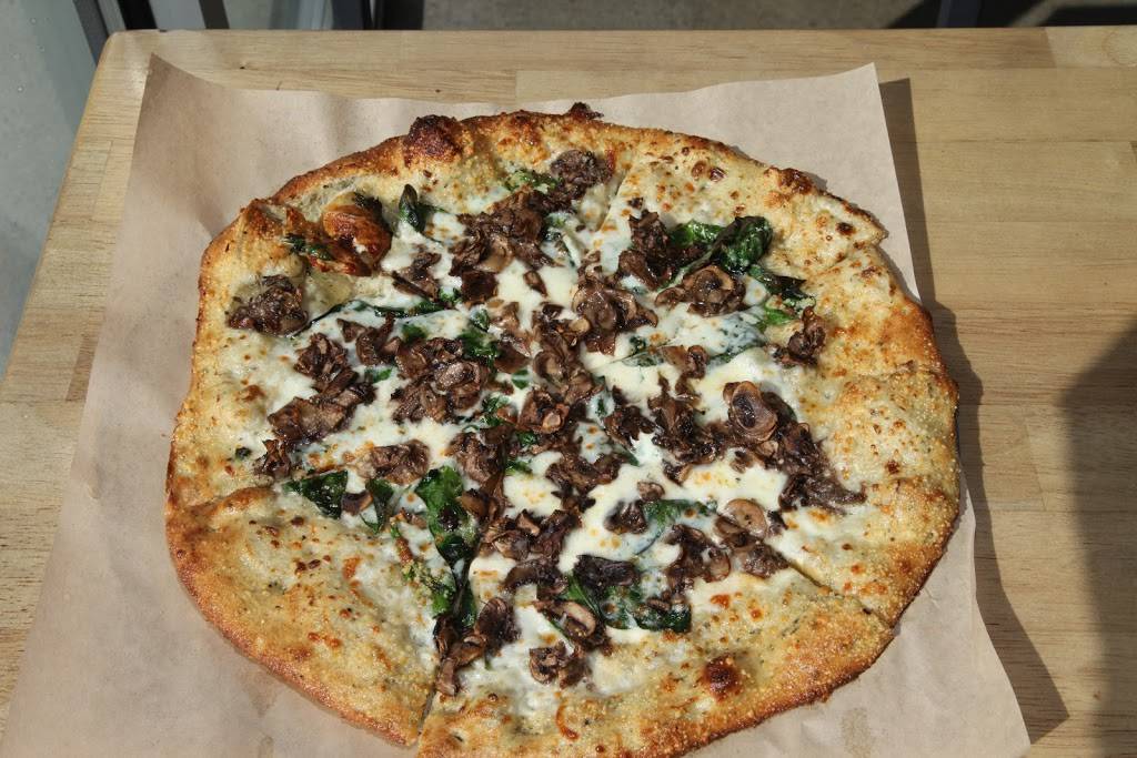 Pizza Studio Foothill Village | restaurant | 1332 South Foothill Drive, Salt Lake City, UT 84108, USA | 8014104252 OR +1 801-410-4252