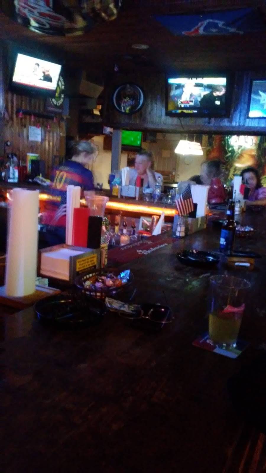 Georges Bar & Grill | restaurant | 2031 Plantation Dr, Conroe, TX 77301, USA | 9367888222 OR +1 936-788-8222