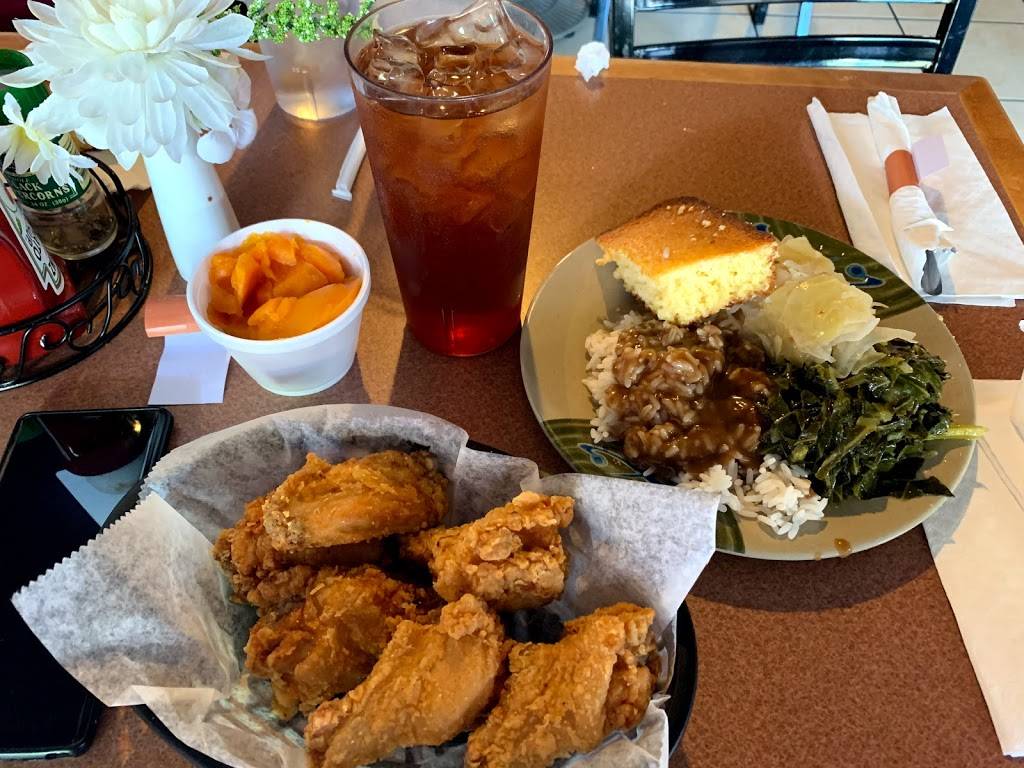 Mamas Southern Soul Food Restaurant | restaurant | 3701 E Dr M.L.K. Jr Blvd, Tampa, FL 33610, USA | 8137699552 OR +1 813-769-9552