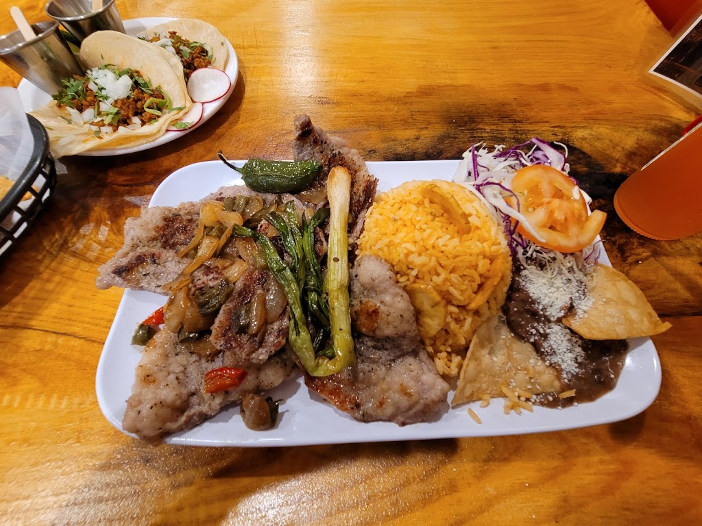 Asadero Los Tios | restaurant | 3087 Holme Ave, Philadelphia, PA 19136, USA | 2155952550 OR +1 215-595-2550