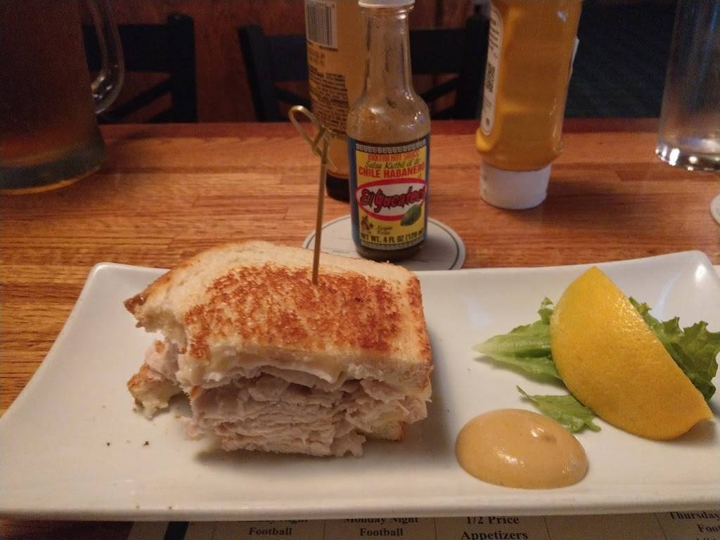 Silky Sullivans Restaurant & Irish Pub | restaurant | 10201 Slater Ave, Fountain Valley, CA 92708, USA | 7149632718 OR +1 714-963-2718