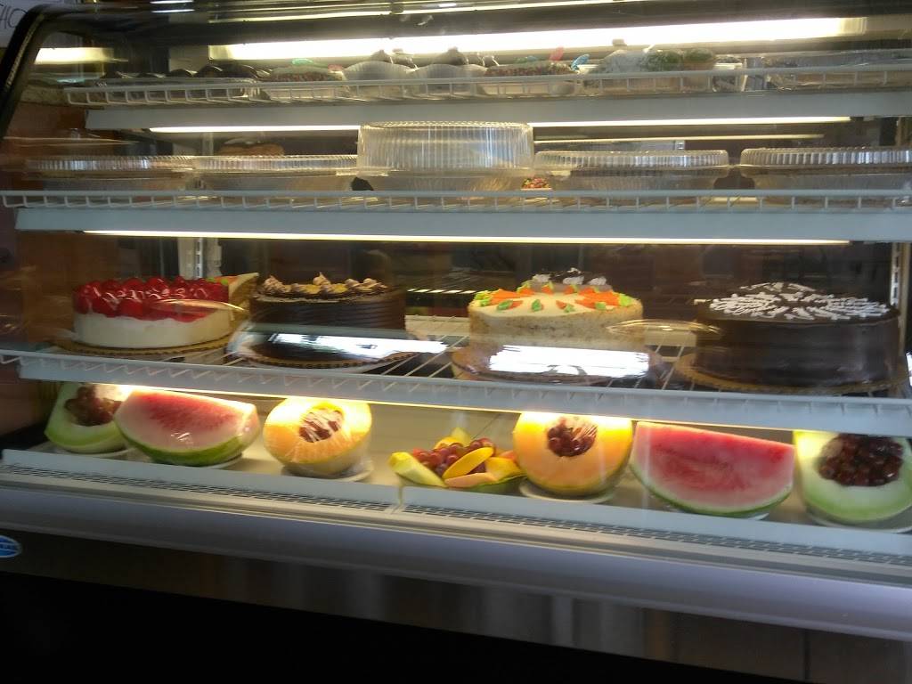 Connies Family Restaurant | restaurant | 3271 S Harlem Ave, Berwyn, IL 60402, USA | 7084843447 OR +1 708-484-3447