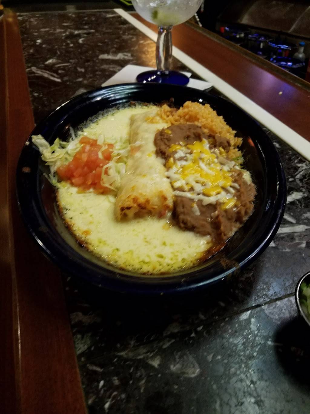 Fernandos | restaurant | 380 N 114th St, Omaha, NE 68154, USA | 4023305707 OR +1 402-330-5707