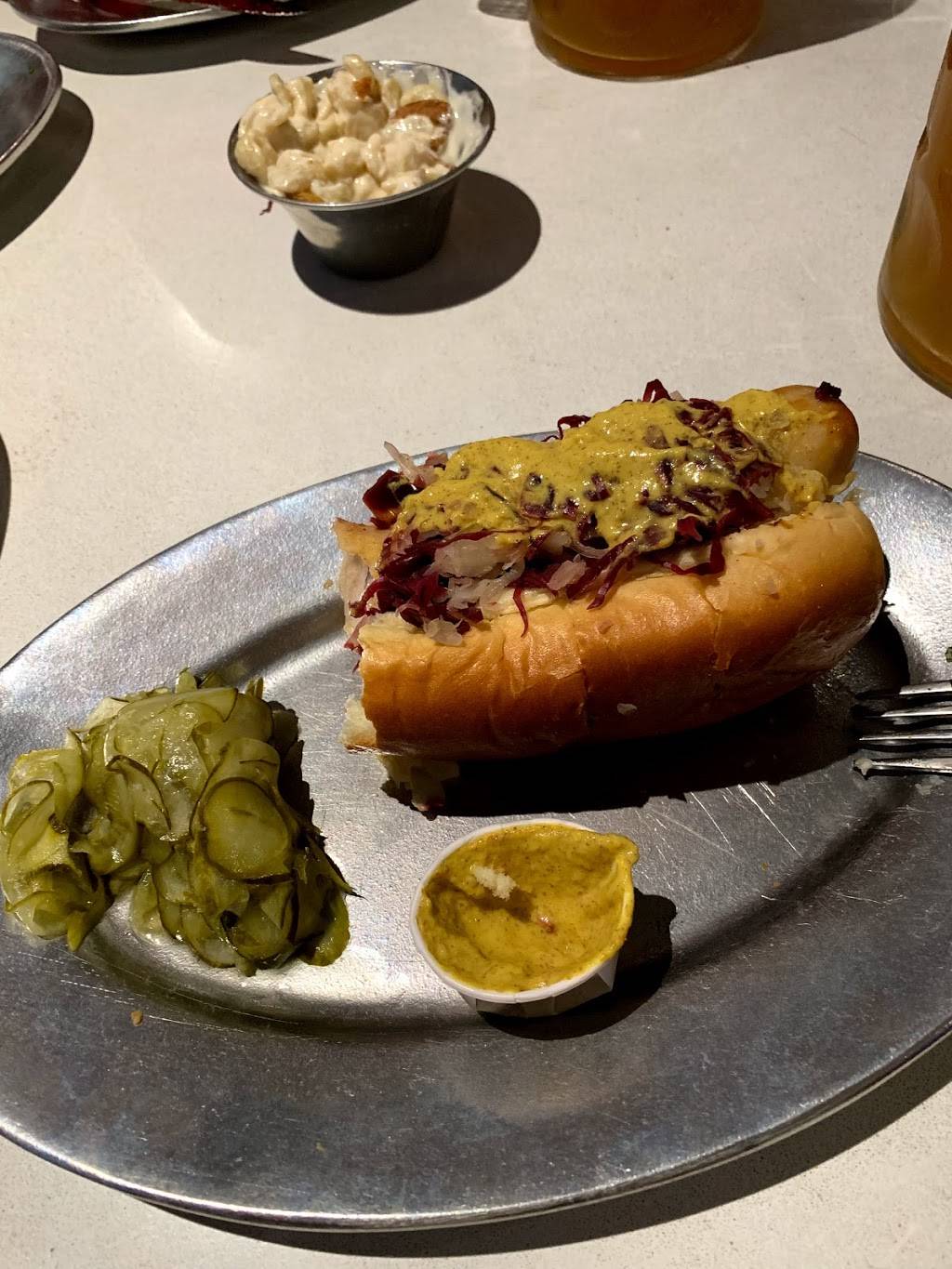 The Hall on Washington St. | restaurant | 108 W Washington St, Louisville, KY 40202, USA | 5028224937 OR +1 502-822-4937