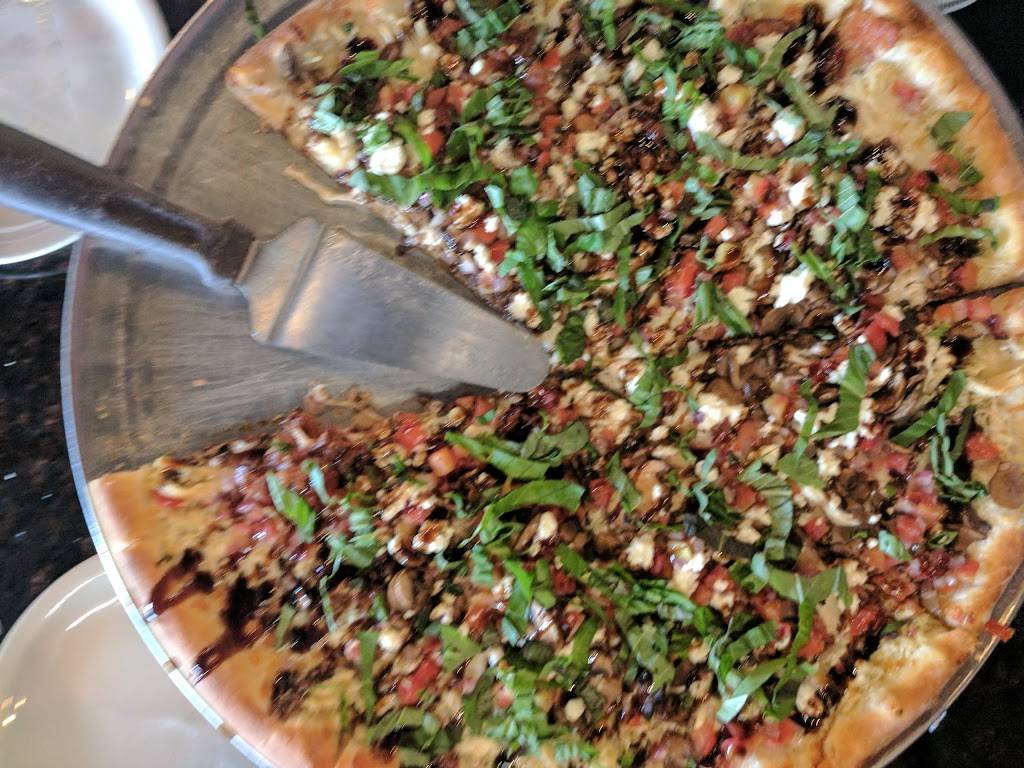 Tony Saccos Coal Oven Pizza - Canton | restaurant | 1663 N Canton Center Rd, Canton, MI 48187, USA | 7344045484 OR +1 734-404-5484