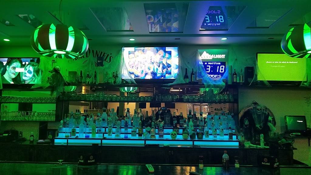 Mojitos Caribbean Cuisine Bar And Grill | restaurant | 8206 Philips Hwy #39, Jacksonville, FL 32256, USA | 9045133756 OR +1 904-513-3756