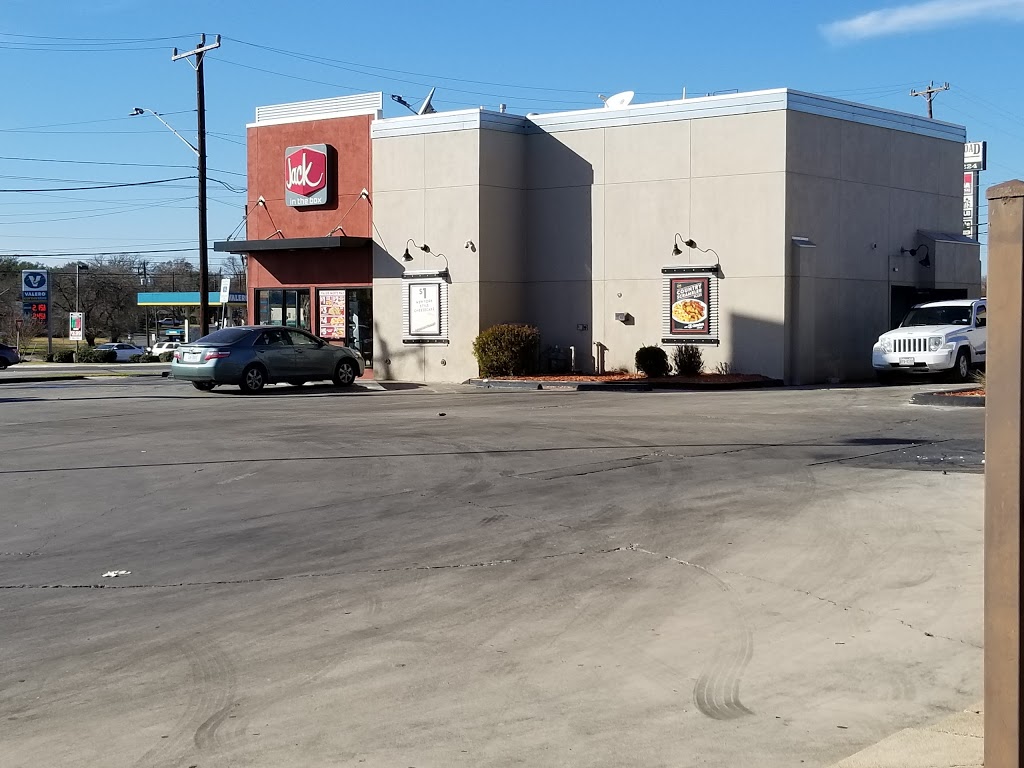 Jack in the Box | restaurant | 7206 Blanco Rd, San Antonio, TX 78216, USA | 2103444453 OR +1 210-344-4453
