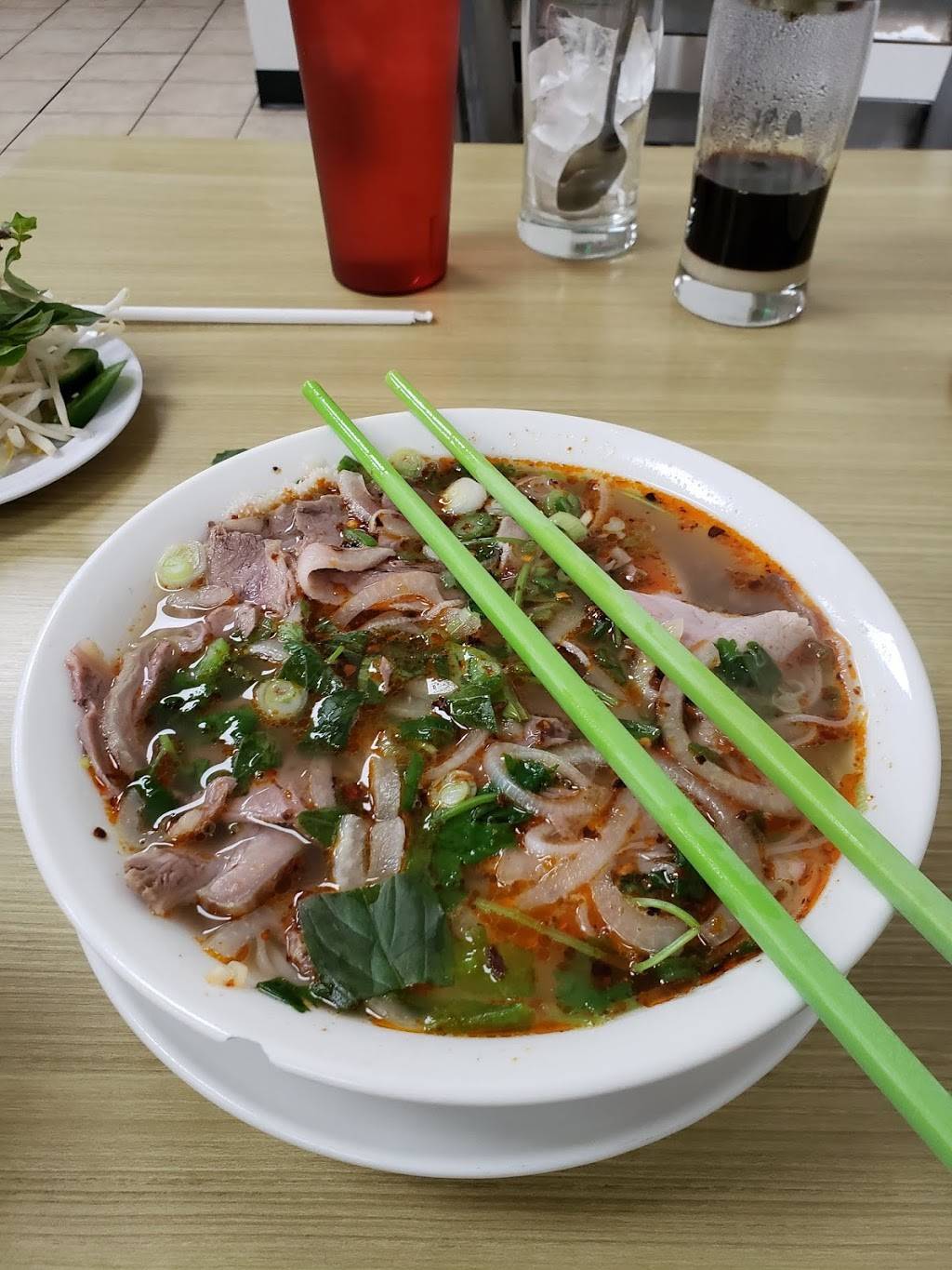 DT Noodle | restaurant | 5015 Foothills Blvd, Roseville, CA 95747, USA | 9167978883 OR +1 916-797-8883