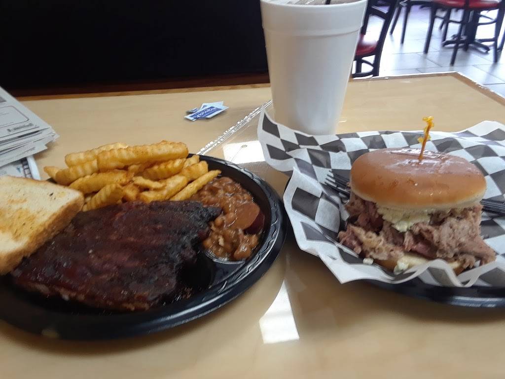 Bishops BBQ Grill | restaurant | 2546 MS-145, Saltillo, MS 38866, USA | 6628698351 OR +1 662-869-8351