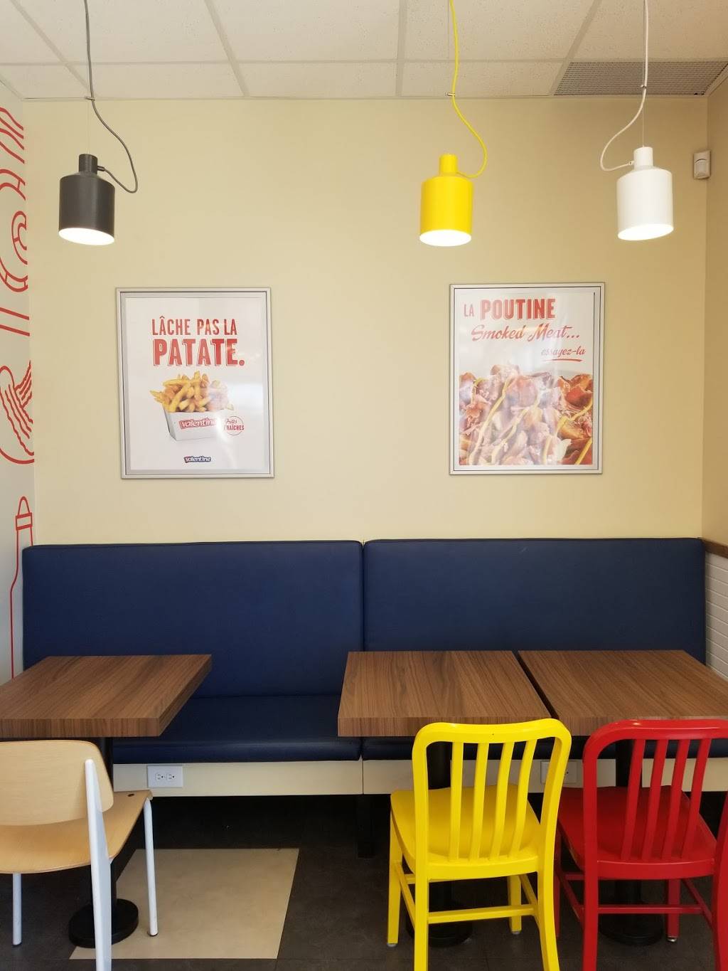 Valentine | restaurant | 3645 Chemin Gascon, Mascouche, QC J7L 3X6, Canada | 4503251110 OR +1 450-325-1110