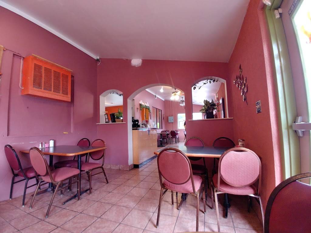 Reynas Cafe | restaurant | 227 Aransas Ave, San Antonio, TX 78210, USA | 2104441028 OR +1 210-444-1028