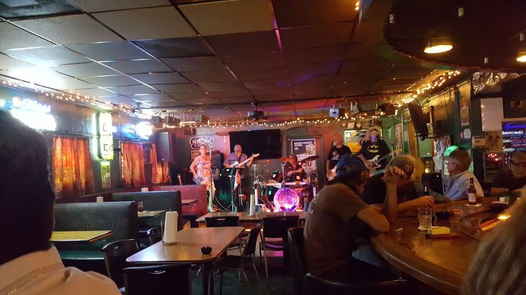 RJs Bar & Grill | restaurant | 1475 N Tamiami Trail, North Fort Myers, FL 33903, USA | 2399979600 OR +1 239-997-9600