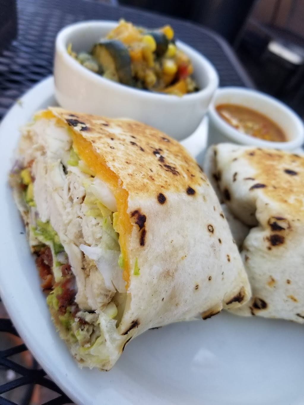 Tia Betty Blues | cafe | 1248 San Mateo Blvd SE, Albuquerque, NM 87108, USA | 5052681955 OR +1 505-268-1955