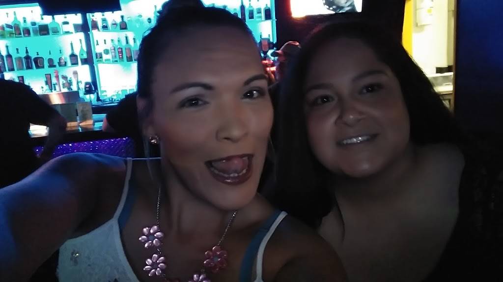 Skye Lemoore | night club | 219 E St, Lemoore, CA 93245, USA | 5596333133 OR +1 559-633-3133