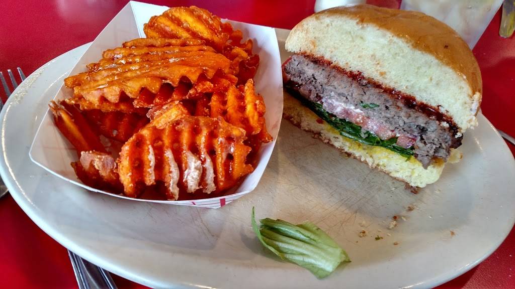 Littons Market, Restaurant & Bakery | bakery | 2803 Essary Dr, Knoxville, TN 37918, USA | 8656880429 OR +1 865-688-0429