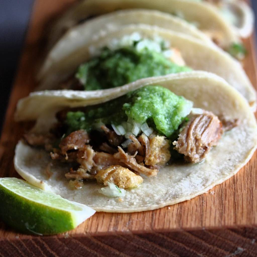 Quiubo | restaurant | 120 Water St suite 122, Naperville, IL 60540, USA | 3317022711 OR +1 331-702-2711