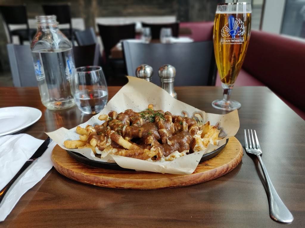 Roses New York downtown | restaurant | 135 Fort York Blvd, Toronto, ON M5V 0E3, Canada | 4165517336 OR +1 416-551-7336