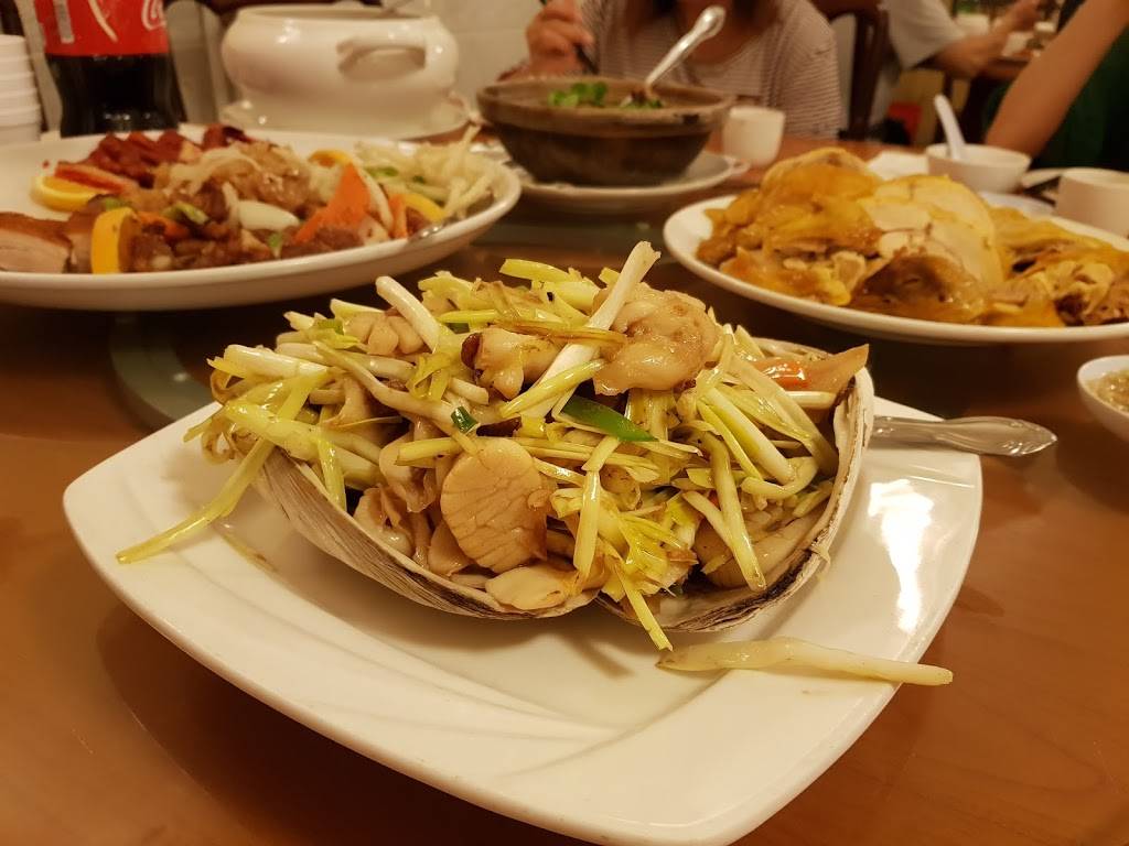 Chang Wang House | restaurant | 6649 Castor Ave, Philadelphia, PA 19149, USA | 2157252229 OR +1 215-725-2229