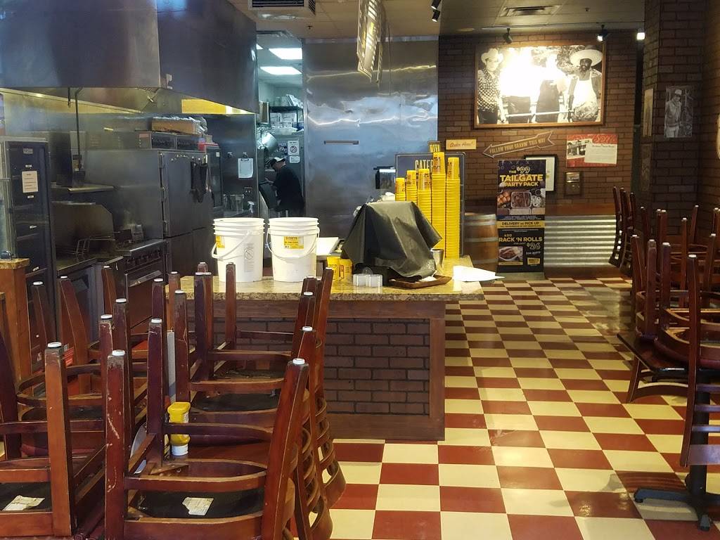 Dickeys Barbecue Pit | restaurant | 407 N Pacific Coast Hwy, Redondo Beach, CA 90277, USA | 4243980042 OR +1 424-398-0042