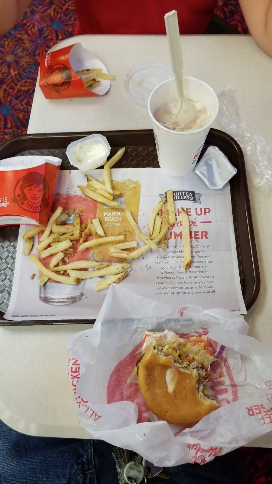 Wendys | restaurant | 3220 N Anthony Blvd, Fort Wayne, IN 46805, USA | 2604831210 OR +1 260-483-1210