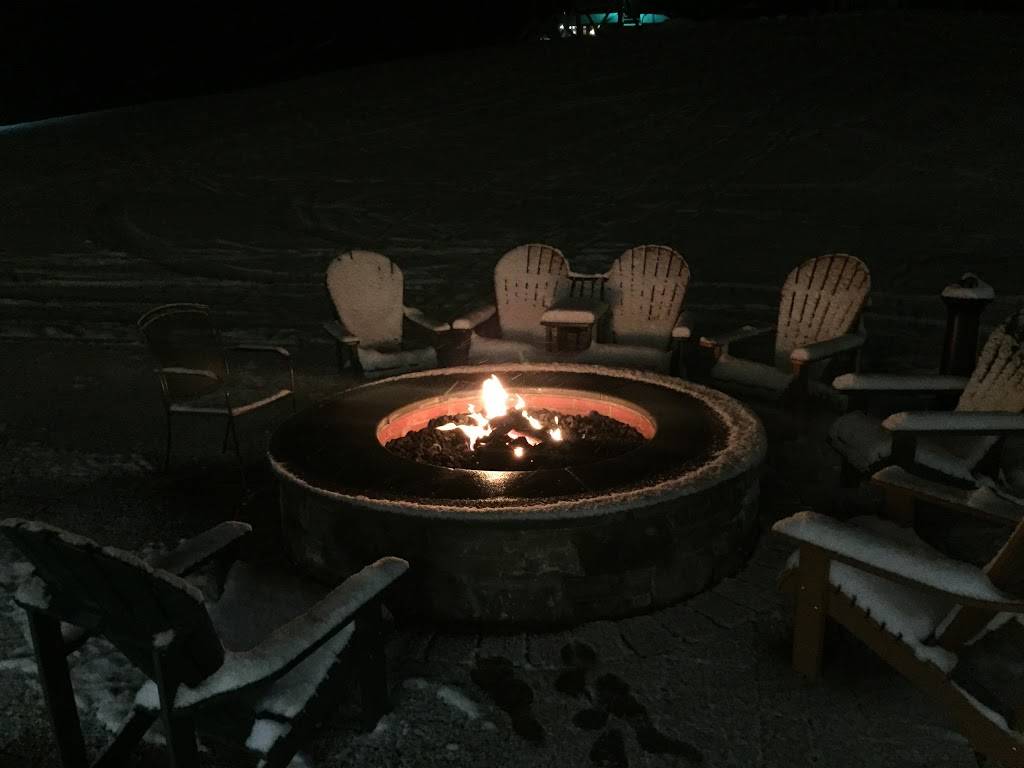 Willoughby’s | restaurant | 2559 Mountain Rd, East Burke, VT 05832, USA | 8026267461 OR +1 802-626-7461