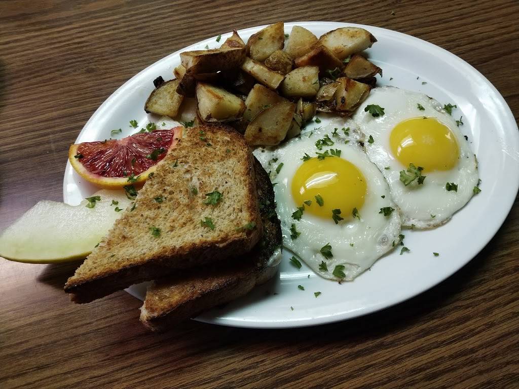 The Regal Diner | restaurant | 5924 Main St, Niagara Falls, ON L2G 5Z8, Canada | 9053518655 OR +1 905-351-8655