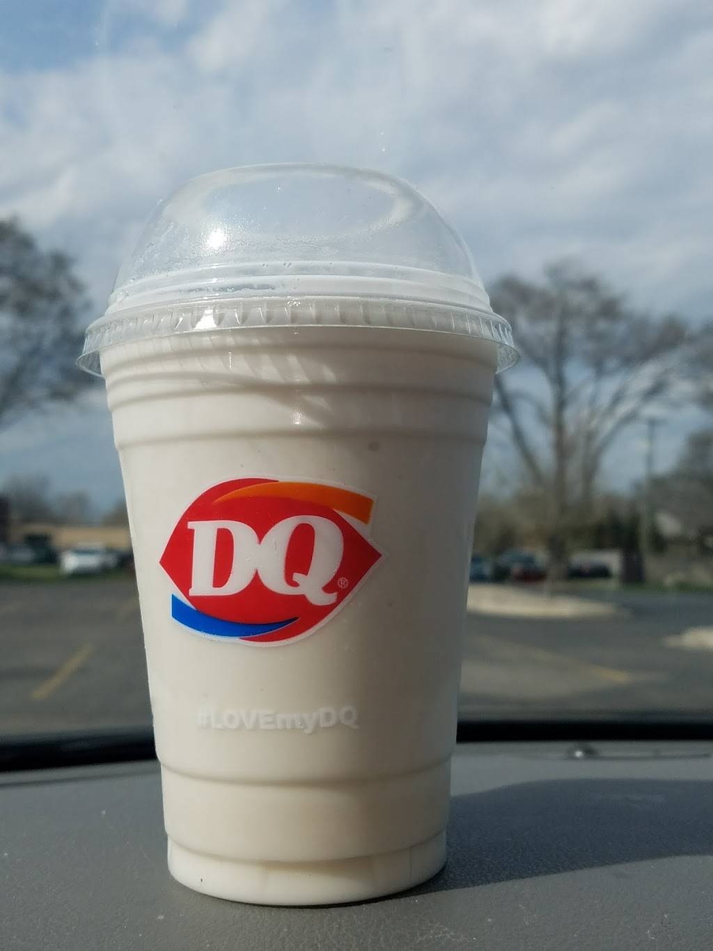 DQ Grill & Chill Restaurant | restaurant | 45814 Van Dyke Ave, Utica, MI 48317, USA | 5867394711 OR +1 586-739-4711