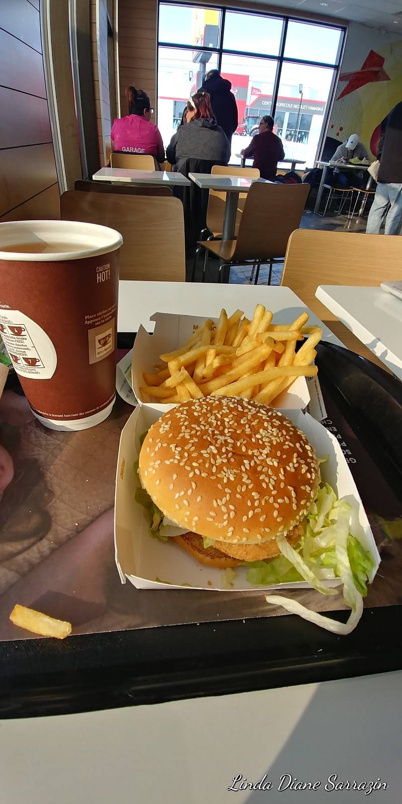 McDonalds | cafe | 1936 Boul Louis-Fréchette, Nicolet, QC J3T 1M4, Canada | 8192938237 OR +1 819-293-8237