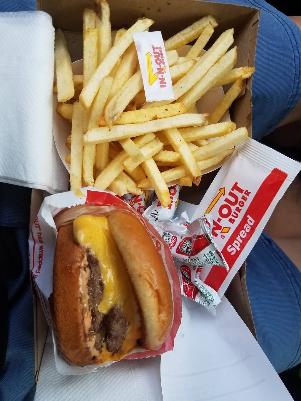 In-N-Out Burger | restaurant | 28782 Camino Capistrano, San Juan Capistrano, CA 92675, USA | 8007861000 OR +1 800-786-1000