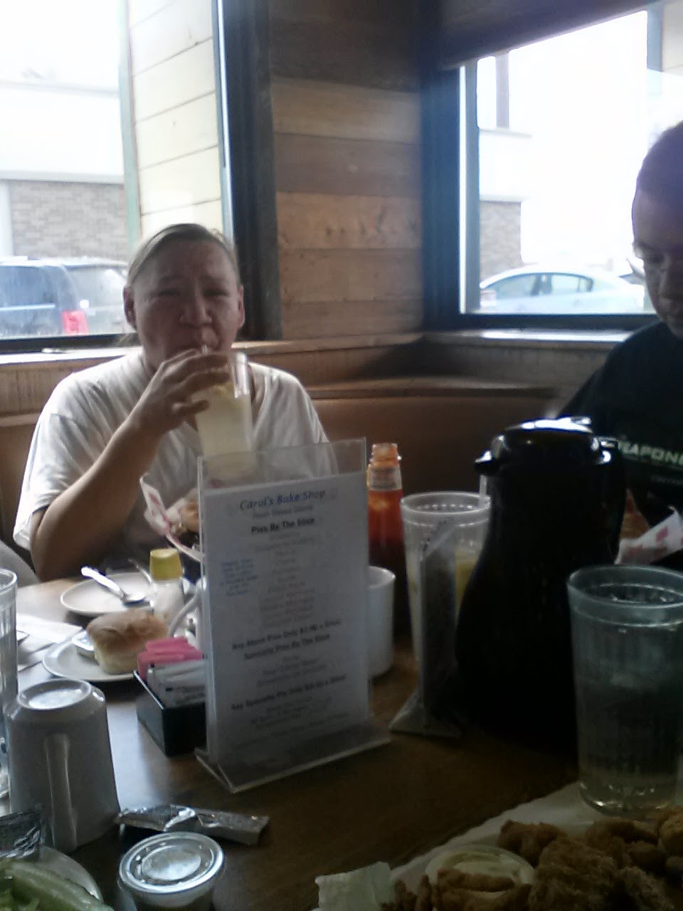 K Cs Family Restaurant | restaurant | 1430 N Minnesota Ave, Sioux Falls, SD 57104, USA | 6053389713 OR +1 605-338-9713