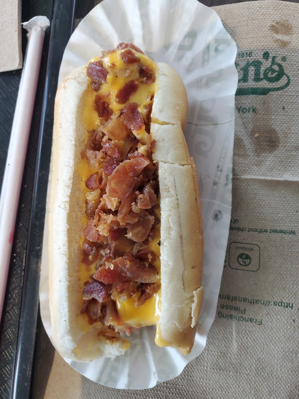 Nathans Famous | restaurant | 8946 SW 40th St, Miami, FL 33165, USA | 7862387179 OR +1 786-238-7179