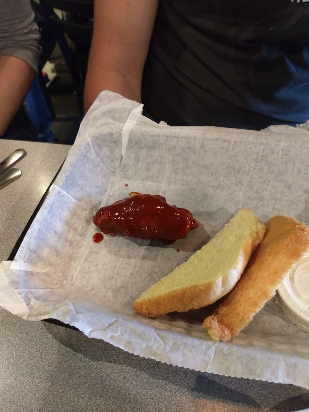 C Js Pub | restaurant | 1027 Schuster Ave, Kalamazoo, MI 49001, USA | 2693420270 OR +1 269-342-0270