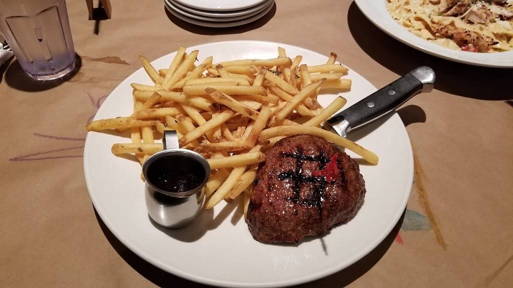 Jack Astors Bar & Grill | restaurant | 1820, av. Pierre-Péladeau local FA01, Laval, QC H7T 2Z1, Canada | 4506816683 OR +1 450-681-6683