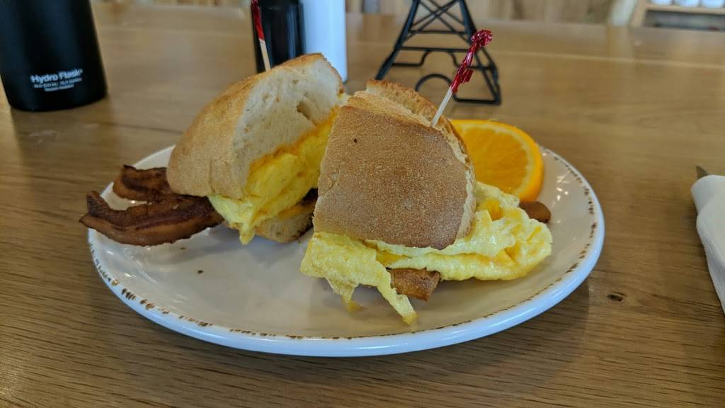 La Farm Bakery Bistro | restaurant | 5055 Arco Street, Cary, NC 27519, USA | 9842280300 OR +1 984-228-0300