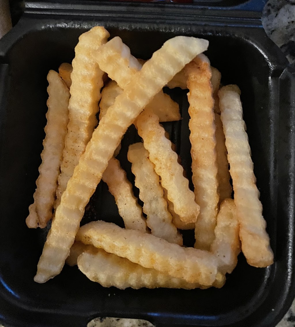 Zaxbys Chicken Fingers & Buffalo Wings | restaurant | 1451 Tiger Park Ln, Gulf Breeze, FL 32563, USA | 8509327289 OR +1 850-932-7289