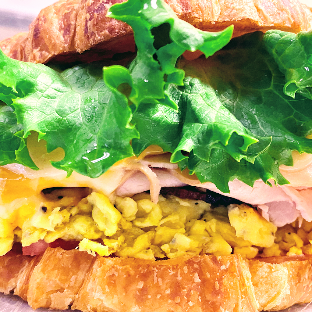 Smoothie Time | restaurant | Right Next door to Beef O Brady’s, 1208 Capital Cir SE Ste B, Tallahassee, FL 32301, USA | 8503548064 OR +1 850-354-8064