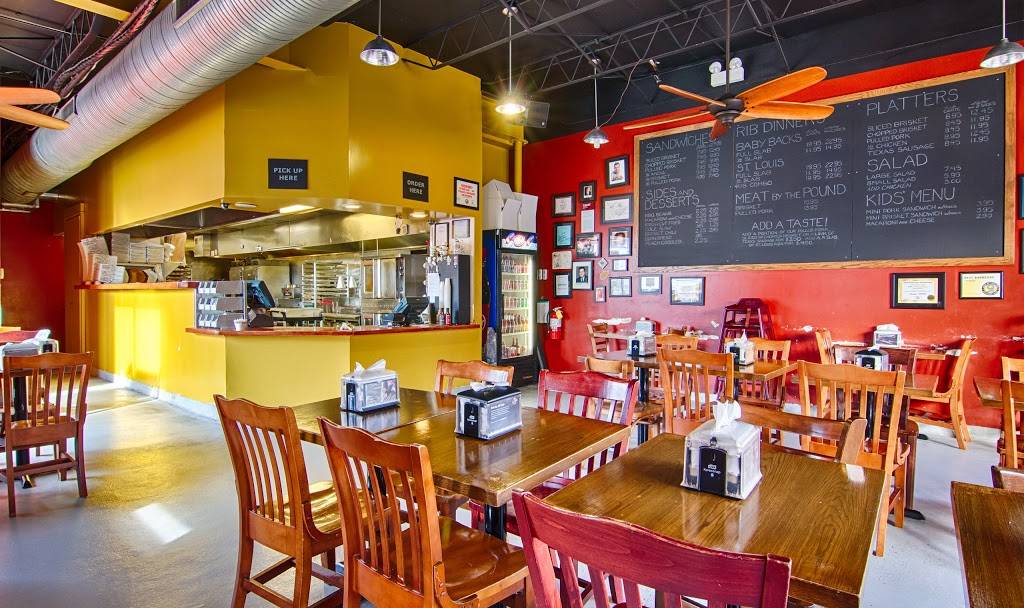 Smoque BBQ | restaurant | 3800 N Pulaski Rd, Chicago, IL 60641, USA | 7735457427 OR +1 773-545-7427